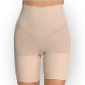 NWOT SPANX Power Short